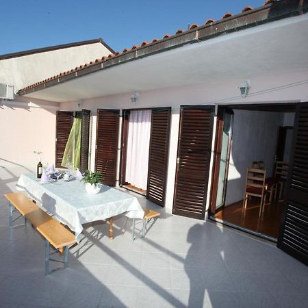 Apartment Kuba Makarska Exterior foto