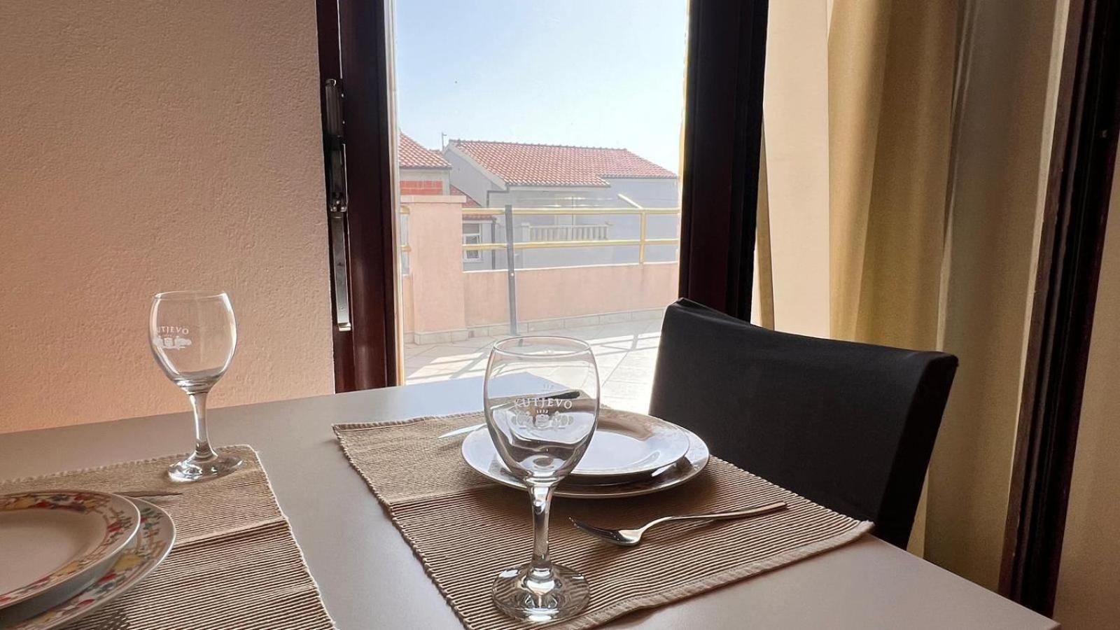 Apartment Kuba Makarska Exterior foto